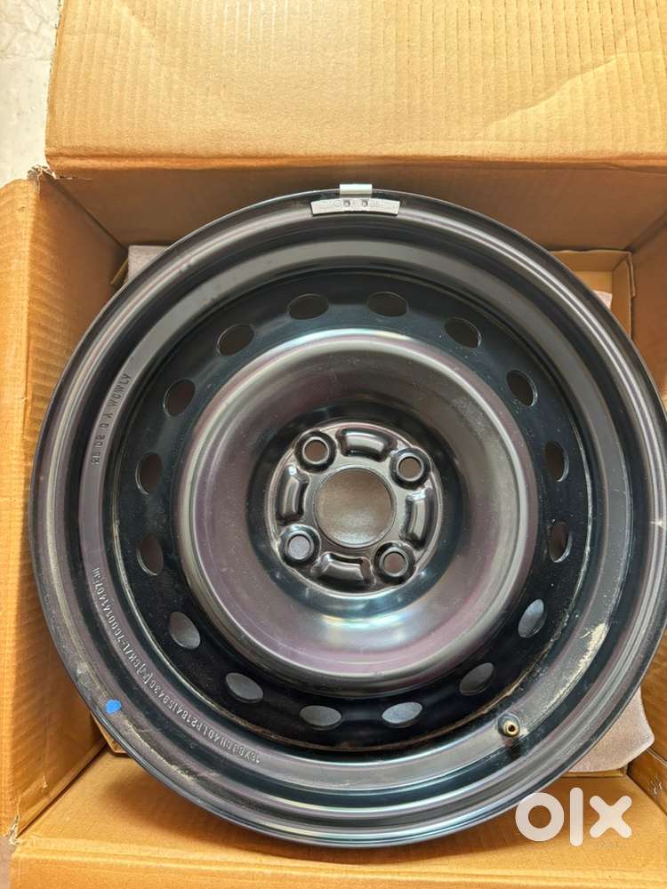 16 inc Fronx delta model Wheel and cap