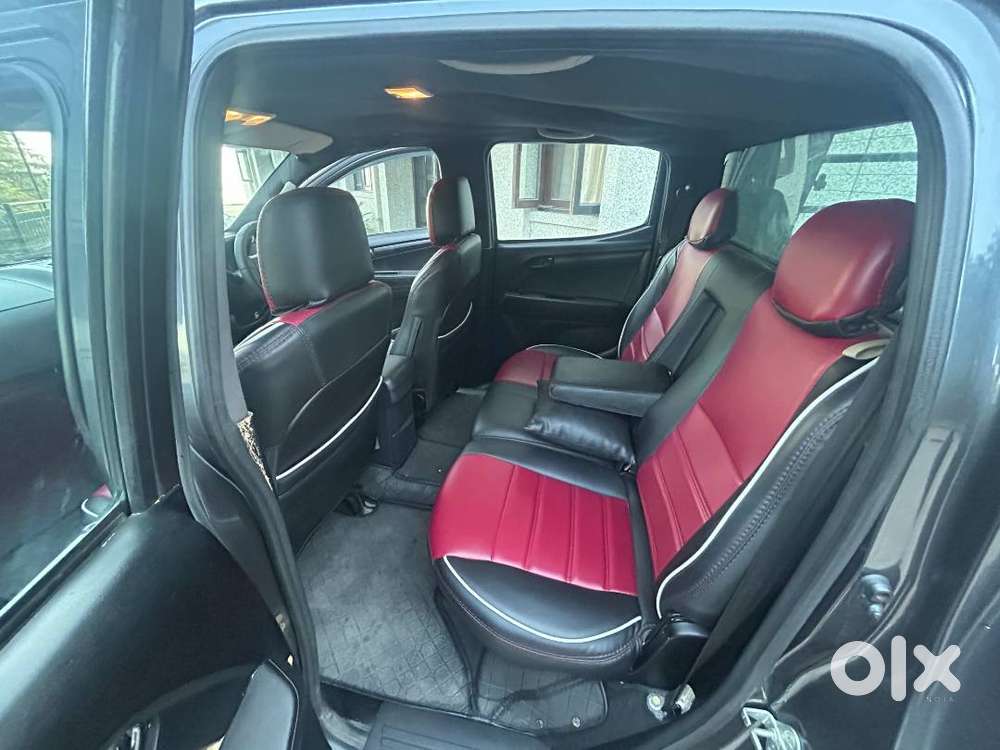 Isuzu D-max V-cross Diesel Good Condition