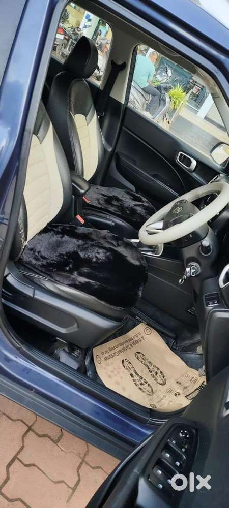 Hyundai Venue 2019 Cng & Hybrids 88600 Km Driven
