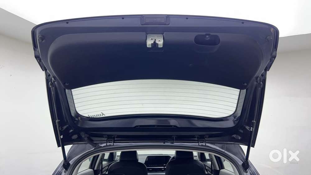 Hyundai New I20 1.2 Asta (o) Ivt, 2023, Petrol