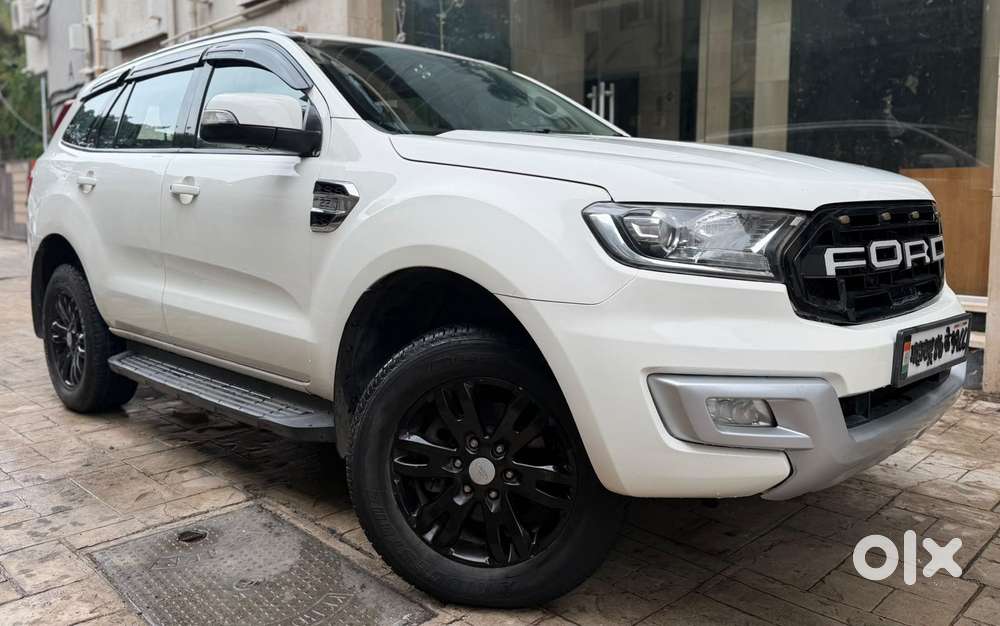 Ford Endeavour Titanium 2.2 4x2, 2016, Diesel