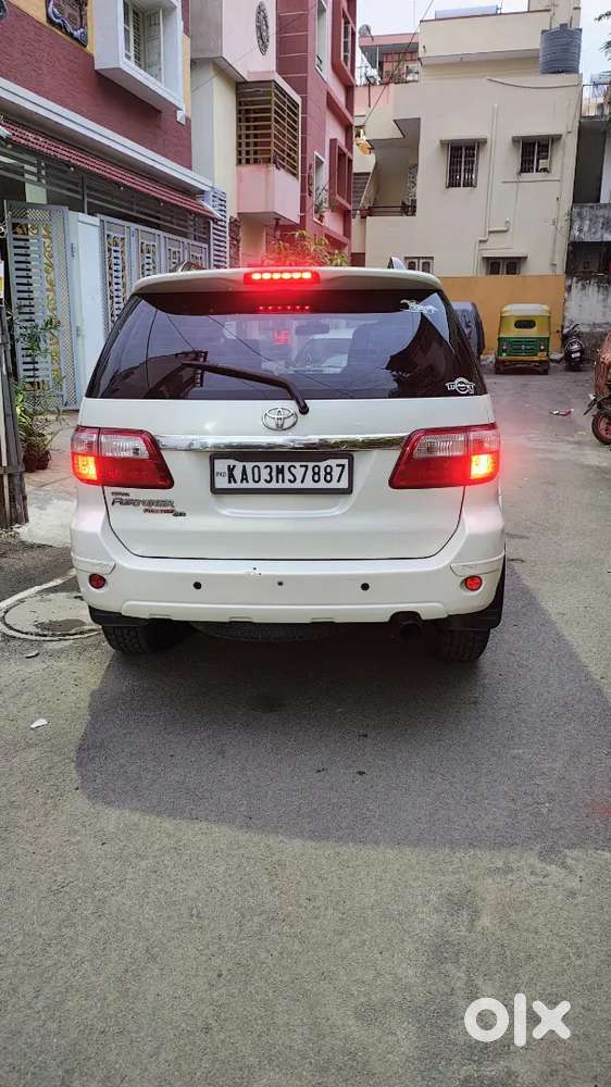 Toyota Fortuner 2010 Diesel Well Maintained