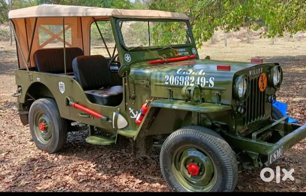 It Employee Driven Mahindra High Bonnet Jeep In Mint Condition