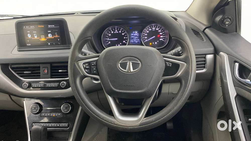 Tata Nexon 1.2 Revotron Xza Plus, 2018, Petrol