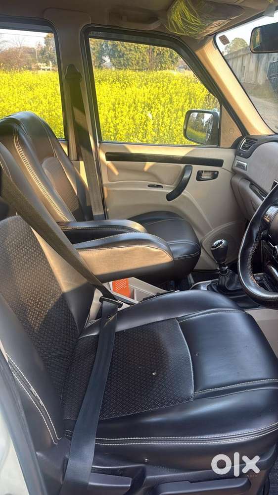 Mahindra Scorpio Classic 2.2 S 11 Mt 7 Cc, 2023, Diesel