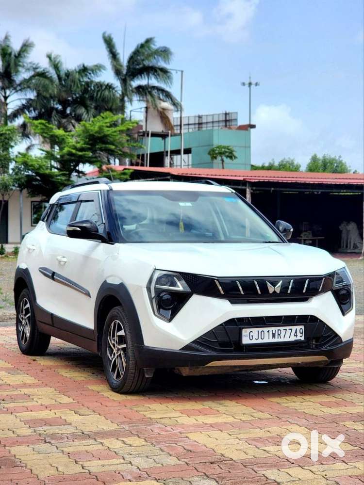 Mahindra Xuv 3xo Ax5 1.5 Diesel Autoshift Plus, 2024, Diesel