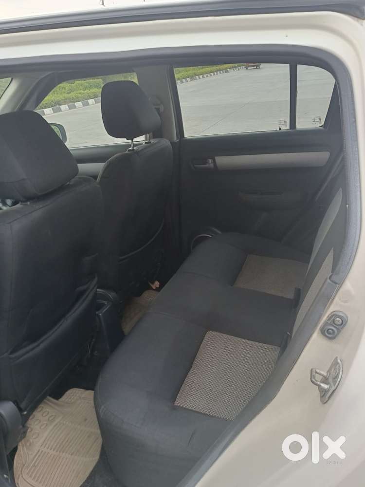 Maruti Suzuki Swift Vxi + Manual, 2009, Petrol