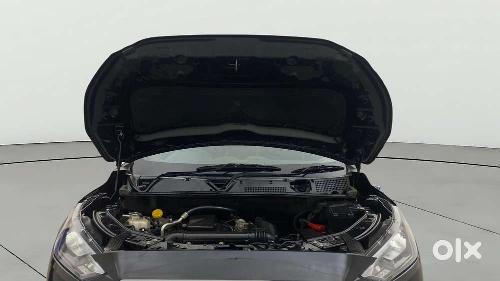 Nissan Magnite Kuro Edition 1.0 Turbo Petrol Cvt, 2023, Petrol