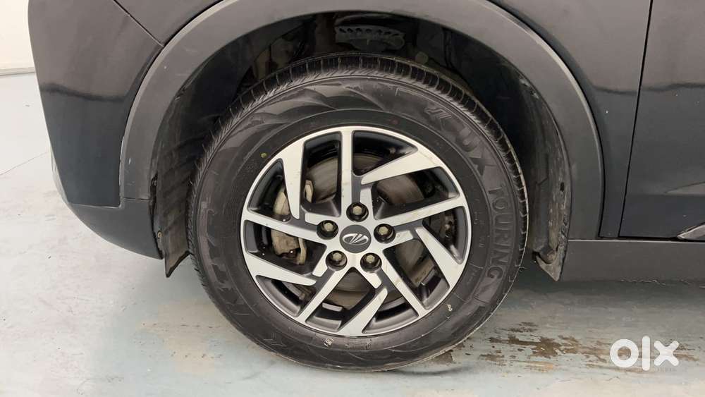 Mahindra Xuv300 W8 Option, 2022, Petrol