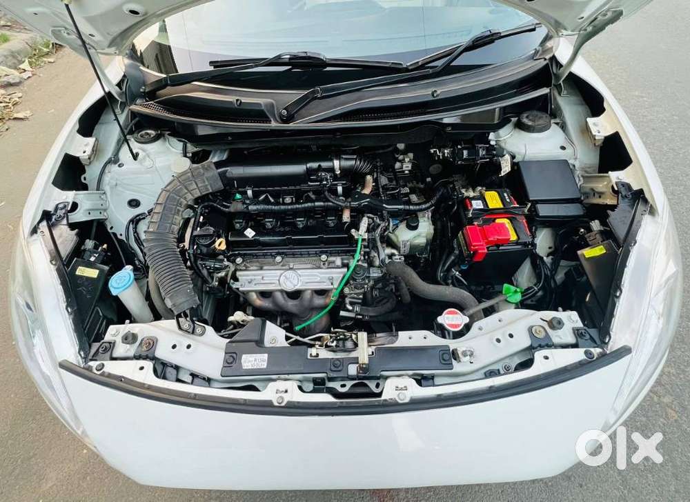 Maruti Suzuki Dzire 1.2 Vxi Amt, 2022, Petrol