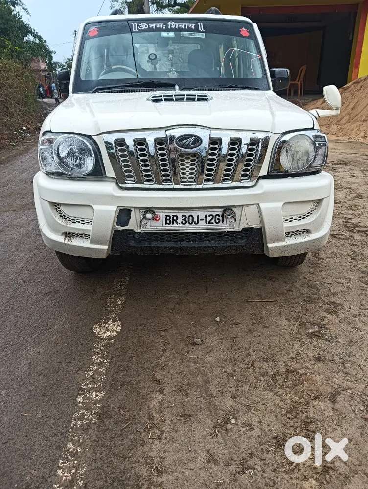Mahindra Scorpio 2015 Diesel Well Maintained