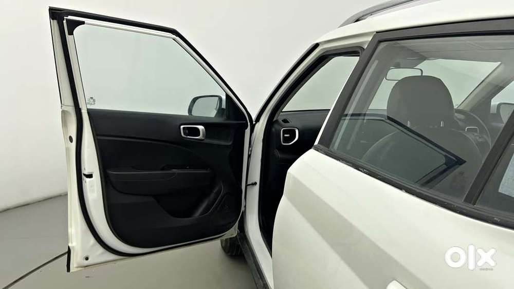 Hyundai Venue S Diesel, 2021, Diesel