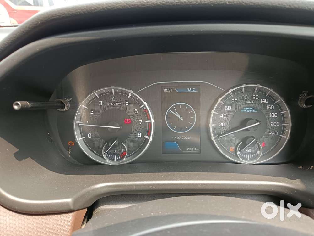 Maruti Suzuki Vitara Brezza Zxi + Mt Dual Tone, 2022, Petrol