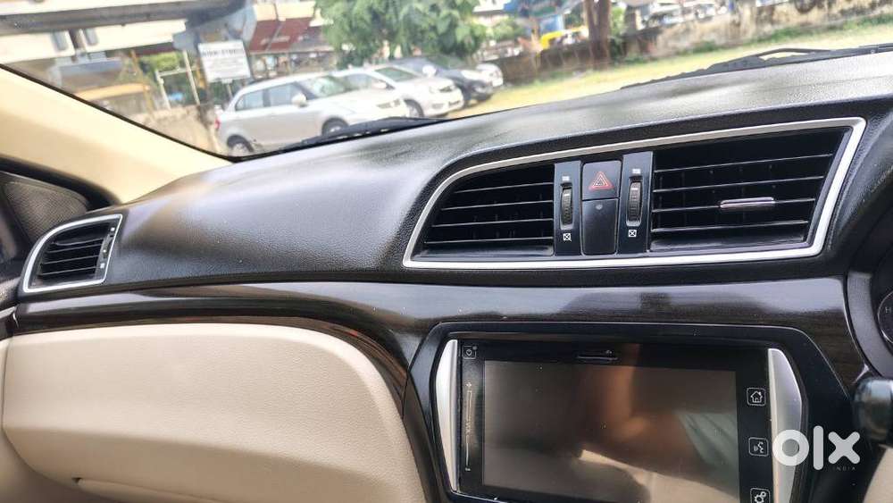 Maruti Suzuki Ciaz Alpha 1.5 At, 2017, Petrol