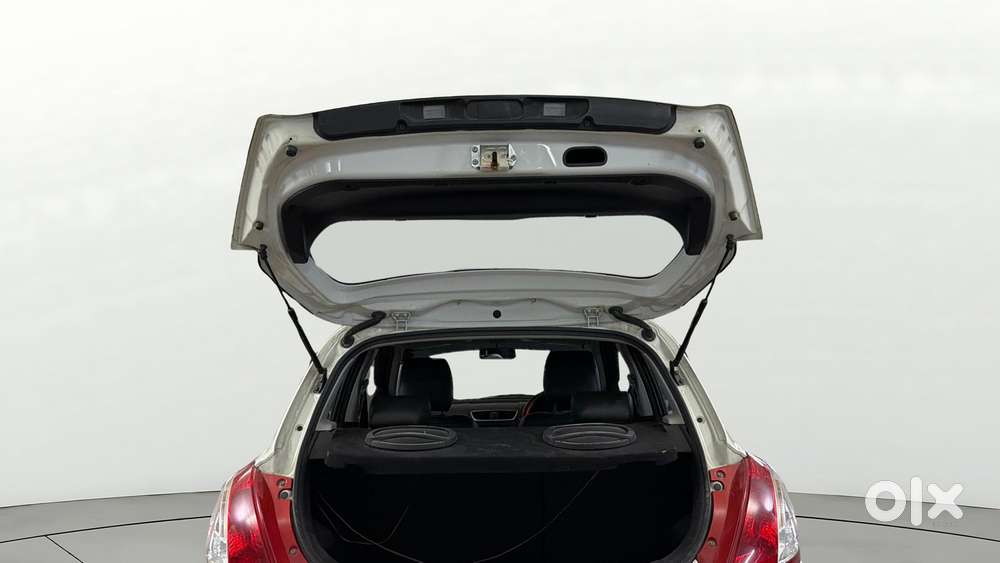 Maruti Suzuki Swift 1.2 Lxi (o), 2017, Petrol