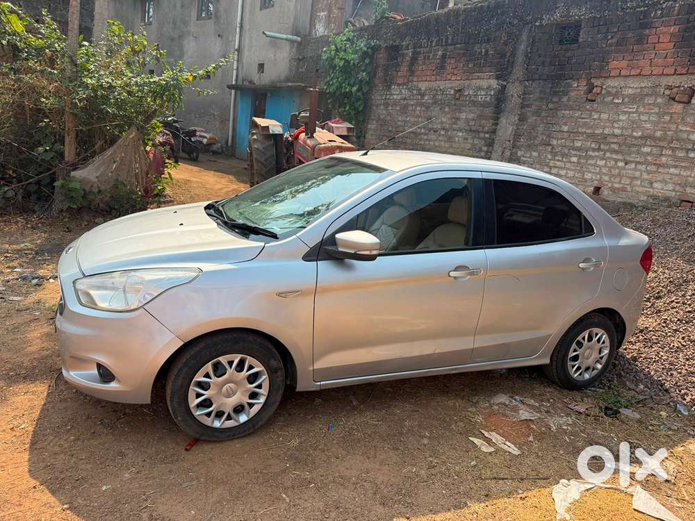 Ford Aspire Titanium Blu 2018