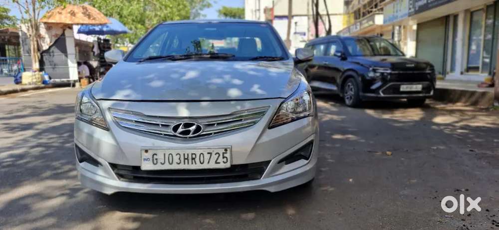 Hyundai Fluidic Verna 2015