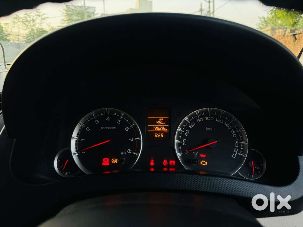Maruti Suzuki Swift Dzire Vxi Optional, 2016, Petrol