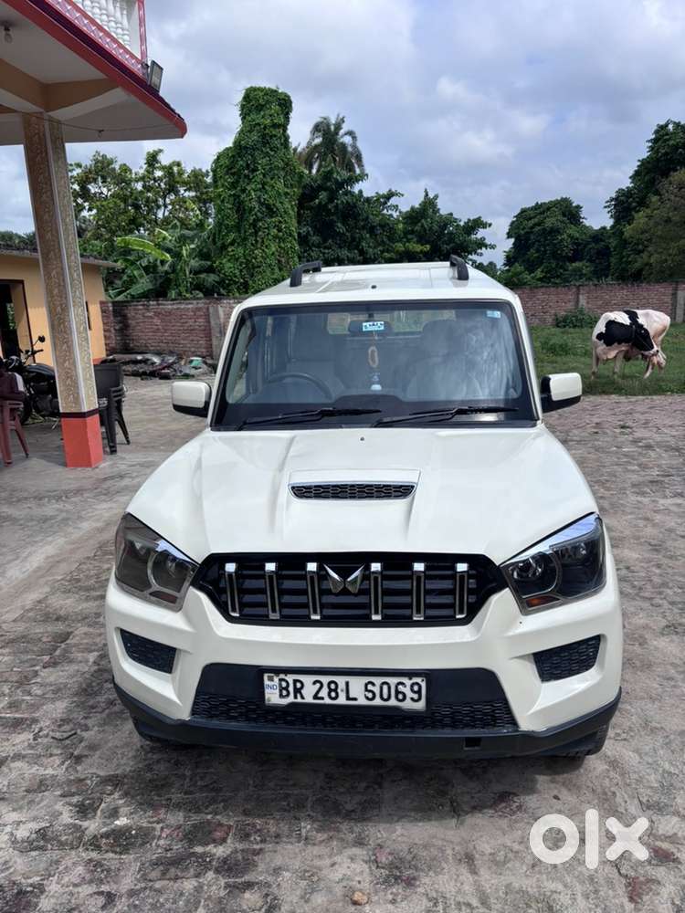 Mahindra Manual 2016 Year