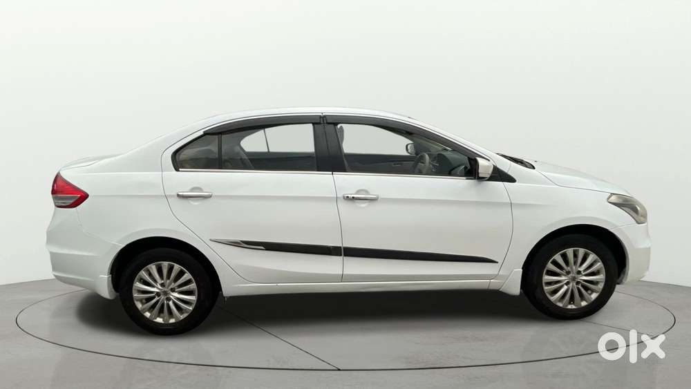 Maruti Suzuki Ciaz 2014-2017 At Zxi, 2015, Petrol