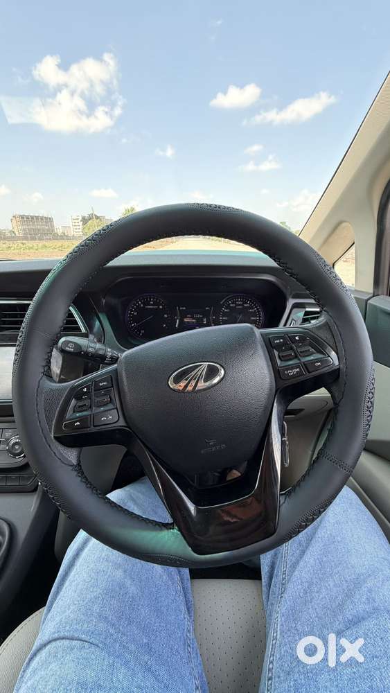 Mahindra Marazzo M8, 2019, Diesel