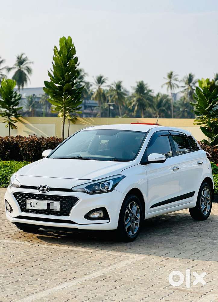 Hyundai Elite I20 1.2 Asta (o) Cvt, 2019, Petrol