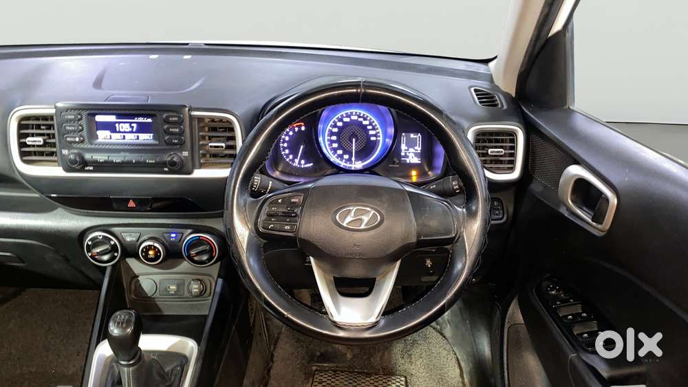 Hyundai Venue S 1.2 Petrol, 2020, Petrol