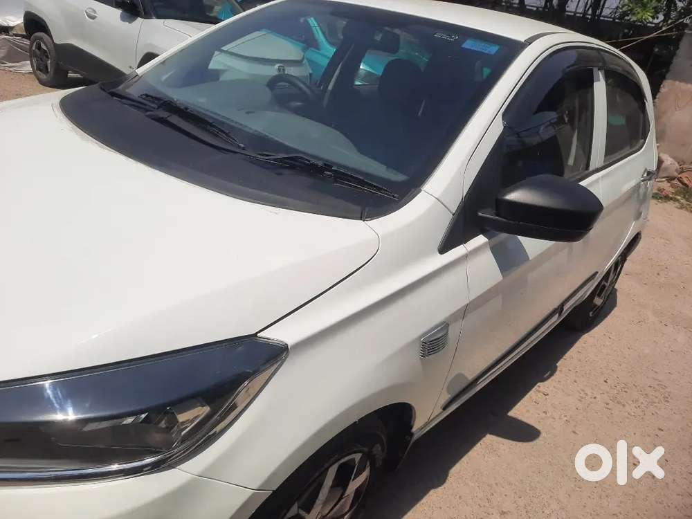 Tata Tiago 2025 Petrol 8000 Km Driven .. Brand New Car ..