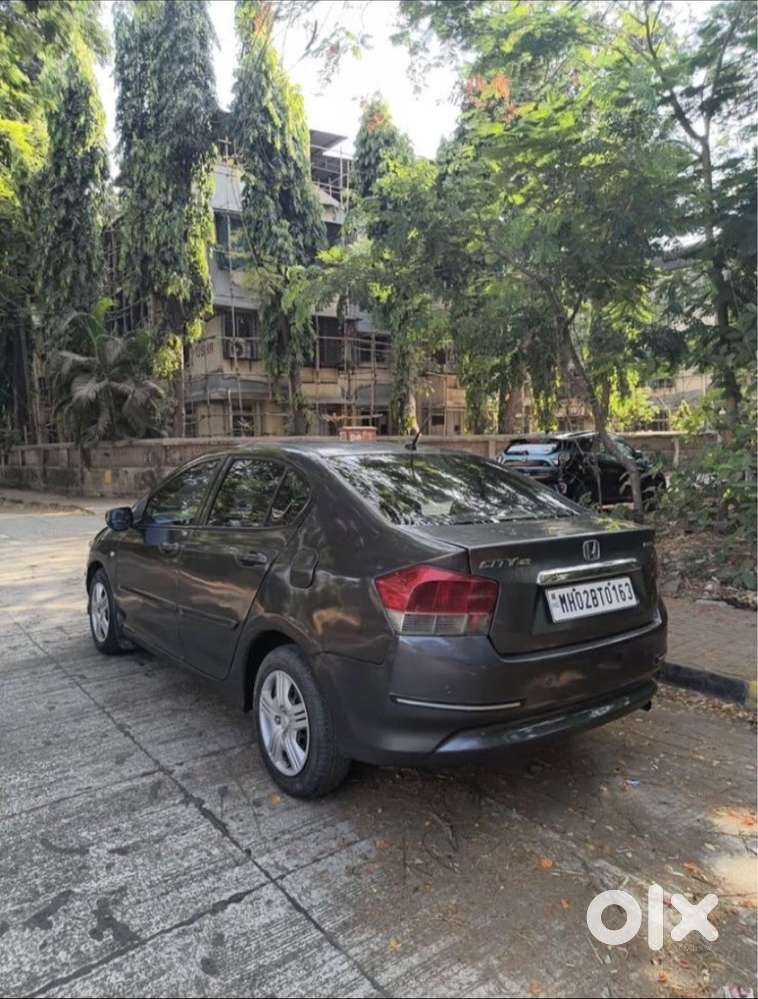 Honda City V Petrol 2010