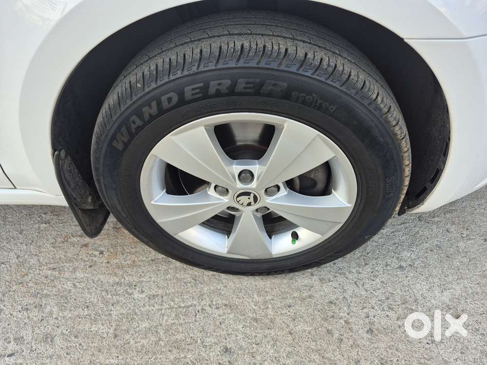 Skoda Octavia 1.8 Tsi At Style Plus, 2018, Petrol