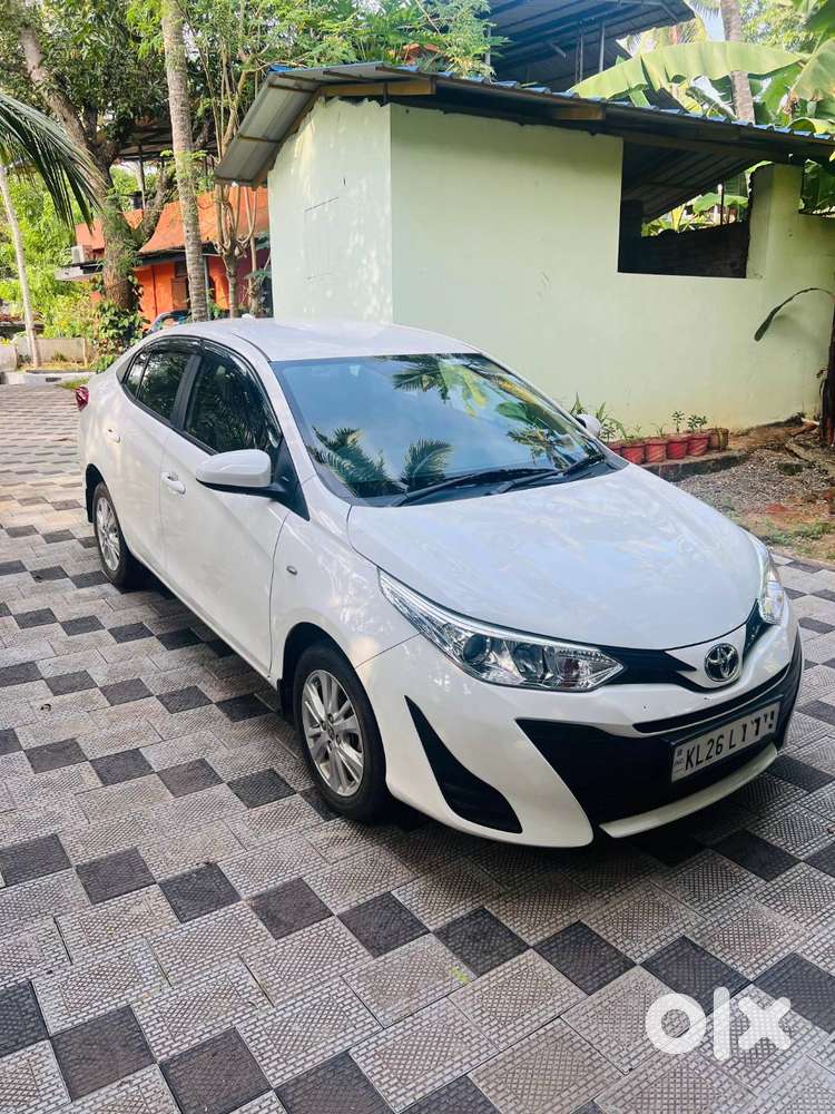 Well-maintained Single-owner Yaris  Only 15,000 Km
