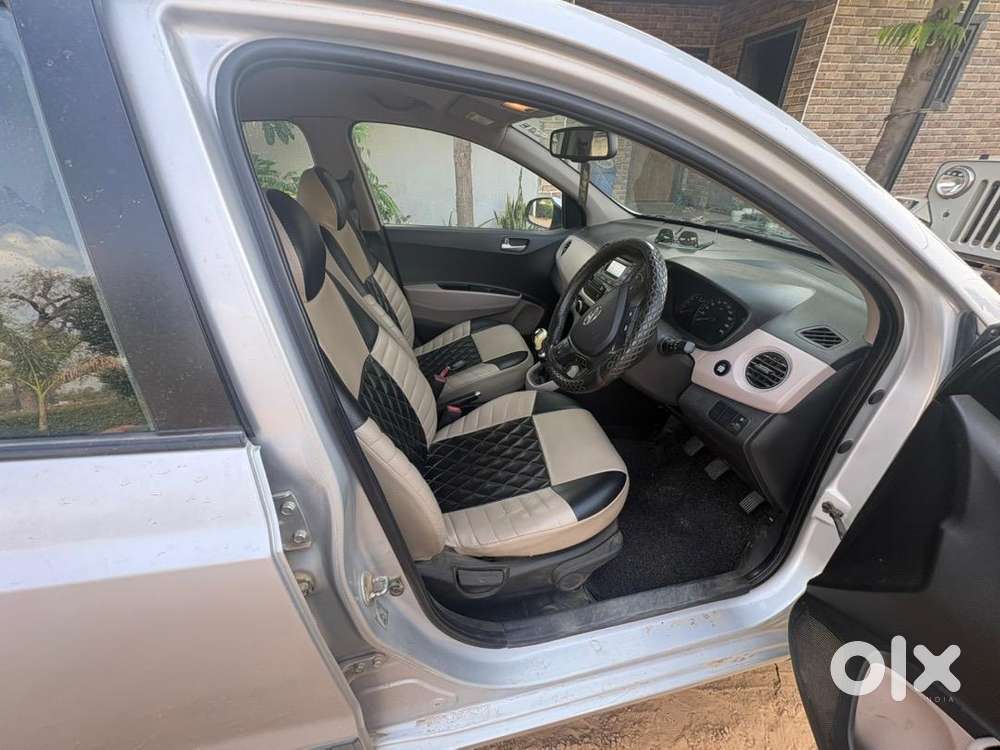 Hyundai Xcent Diesel 2014 Top Model