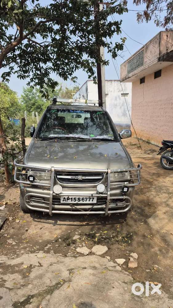 Chevrolet Tavera 2006