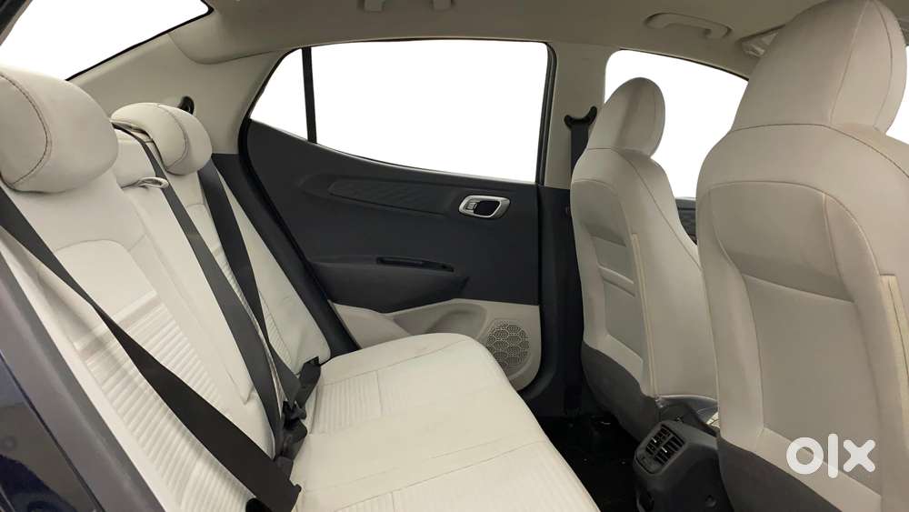 Hyundai Aura 1.2 Sx Cng, 2024, Cng & Hybrids
