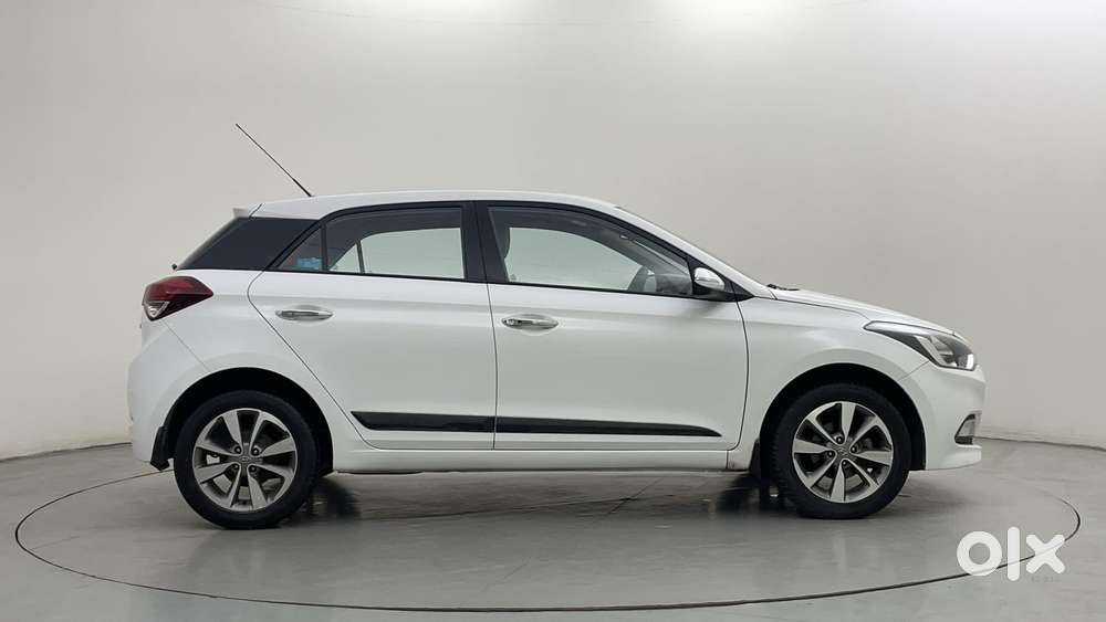 Hyundai Elite I20 Asta Option, 2015, Petrol