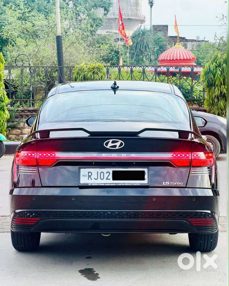 Hyundai Verna 1.5 Sx (o) Turbo Petrol Dct, 2025, Petrol