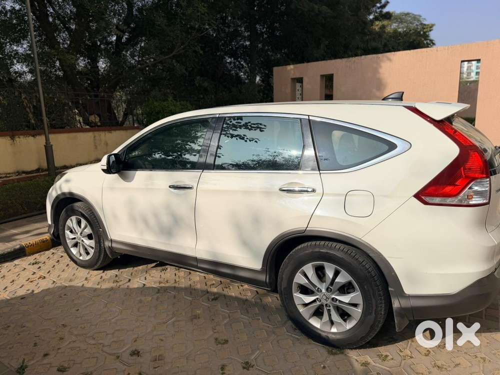Honda Cr-v 2013 Top Model Awd – Well Maintained & Smooth Automatic