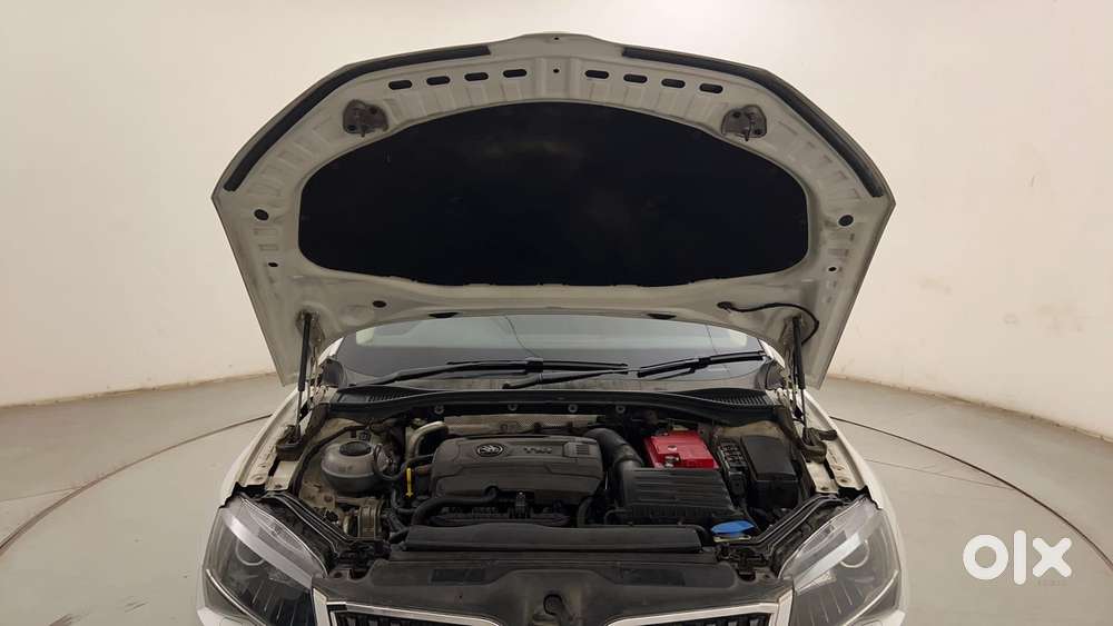 Skoda Superb Lk 1.8 Tsi At, 2019, Petrol