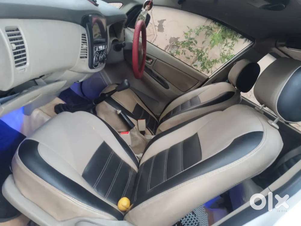 Toyota Innova Diesel 2014