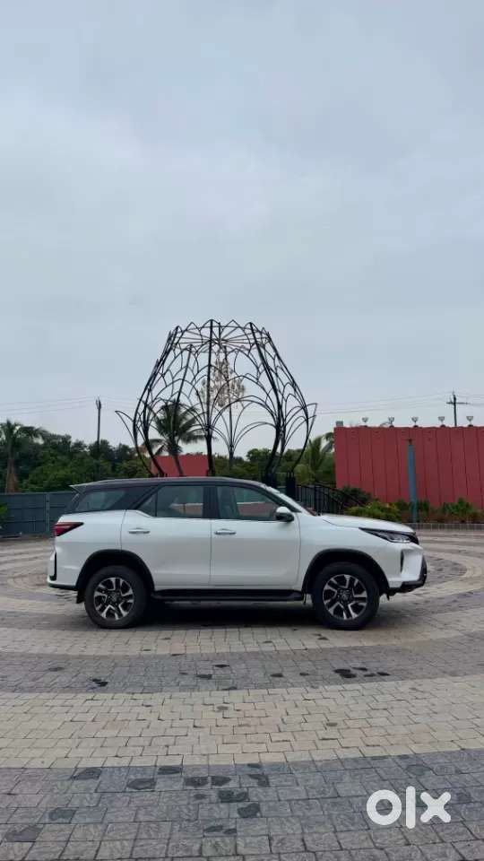 Toyota Fortuner Legender, 2024, Diesel