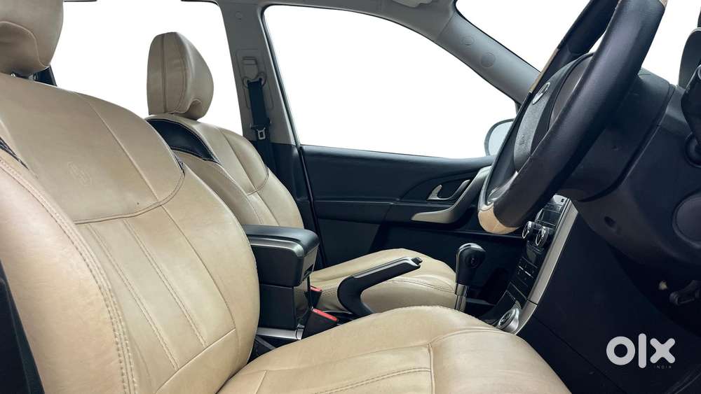 Mahindra Xuv500 W7 At, 2019, Diesel