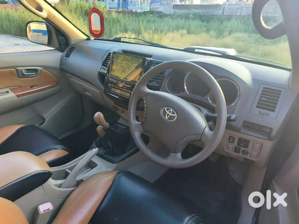 Toyota Fortuner 2009 Diesel 125000 Km Driven, 4*4 ,passed 2030