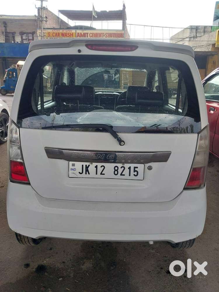 Maruti Suzuki Wagon R Stingray 2014 Petrol Well Maintained