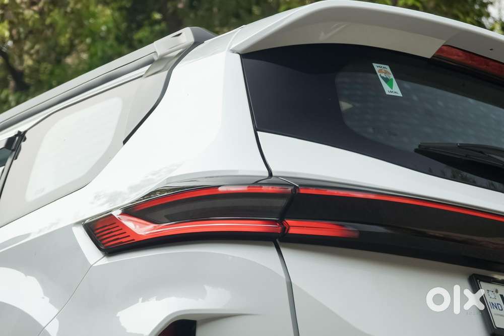 Tata Safari Pure Plus S At, 2025, Diesel