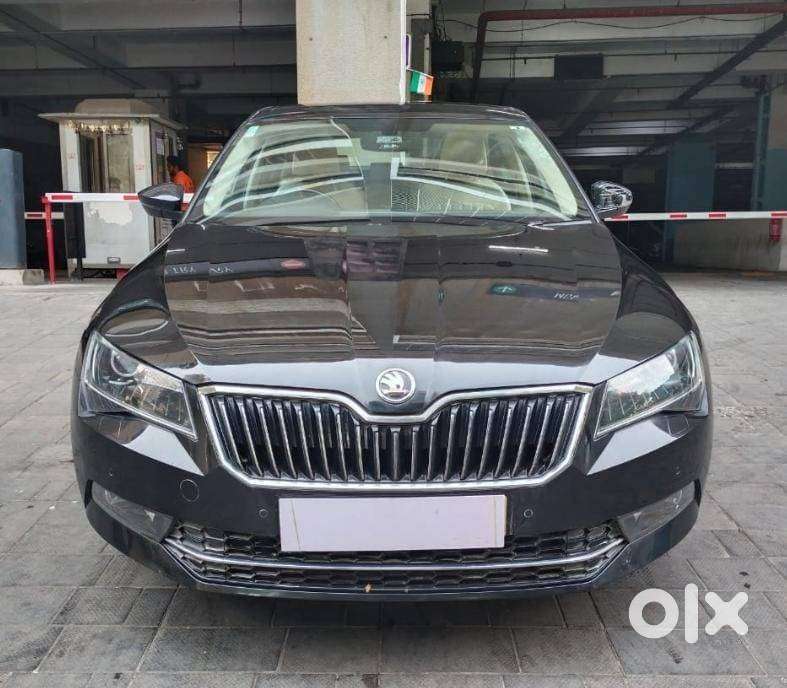 Skoda Superb Style 1.8 Tsi At, 2017, Petrol