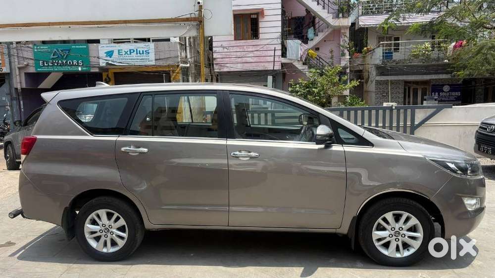 Toyota Innova Crysta 2.4 V 7 Str, 2018, Diesel