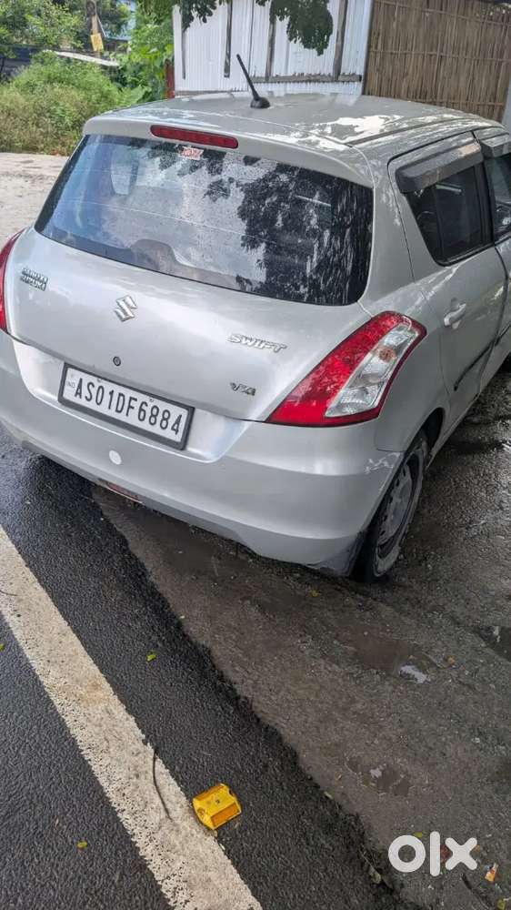 2017 Maruti Suzuki Swift Vxi Petrol Manual