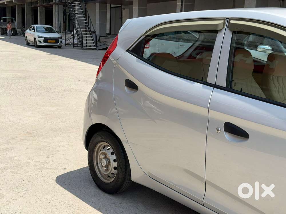Hyundai Eon Era +, 2017, Petrol