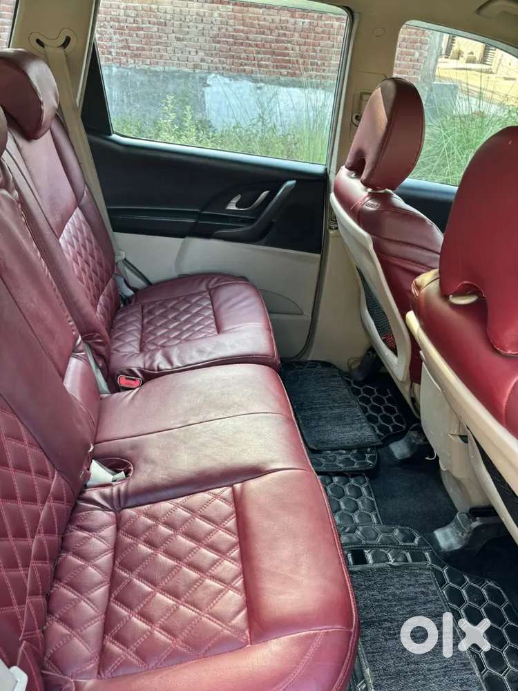 Mahindra Xuv500 2016 Diesel 132242 Km Driven