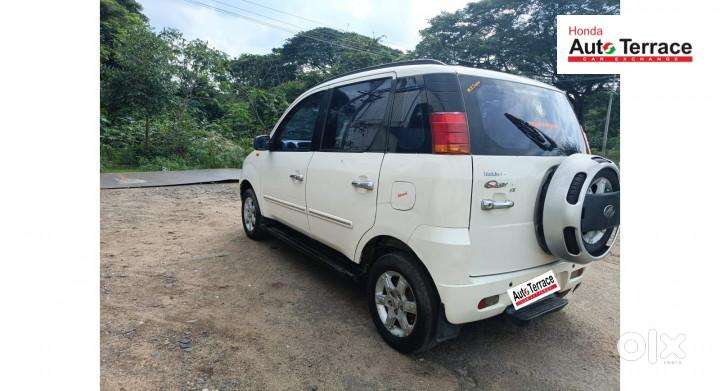 Mahindra Quanto C8, 2013, Diesel